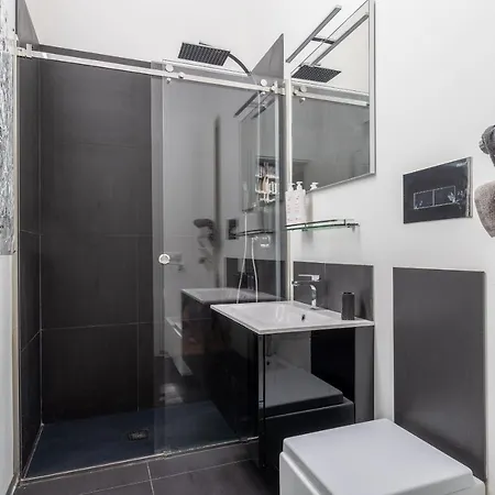 Apartment Con 3 Terrazze In Piazza Magione By Wonderful Italy